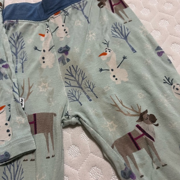 $4 ADD ON! Buy something from my closet - Picture 2 of 4